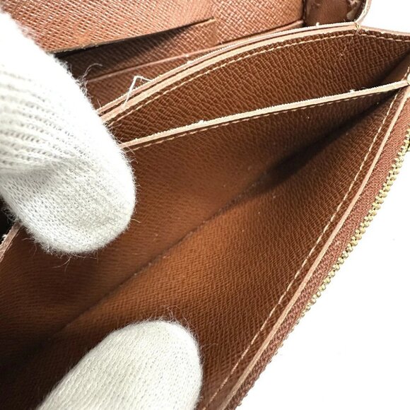 LOUIS VUITTON Portefeuille-Accordeon With Chain Long Wallet - Picture 8 of 14
